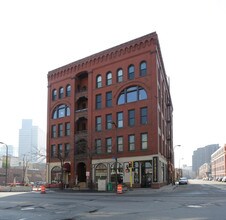 1227 Hennepin Ave in Minneapolis, MN - Building Photo - Building Photo