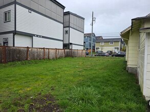 4322 S Puget Sound Ave in Tacoma, WA - Building Photo - Building Photo