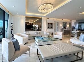 7391 Island Estates Dr in Aventura, FL - Building Photo - Building Photo