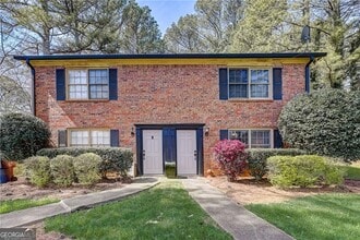 334 Lexington Dr in Lawrenceville, GA - Building Photo - Building Photo