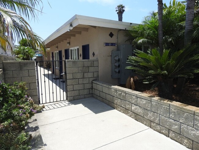 property at 5135.5 Long Branch Ave