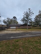 7210 Headlee Rd in Lumberton, TX - Building Photo - Building Photo