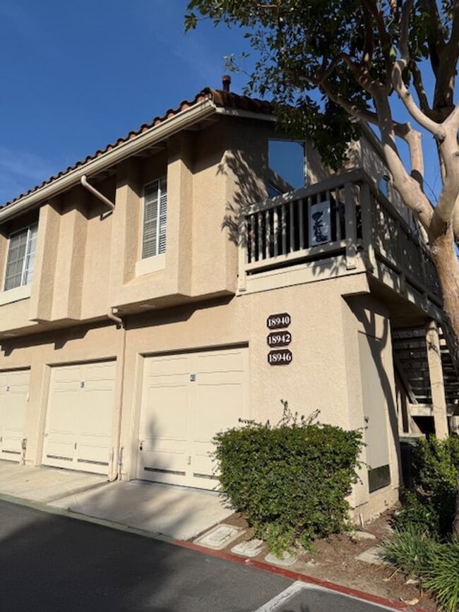 property at 18940 Canyon View Dr