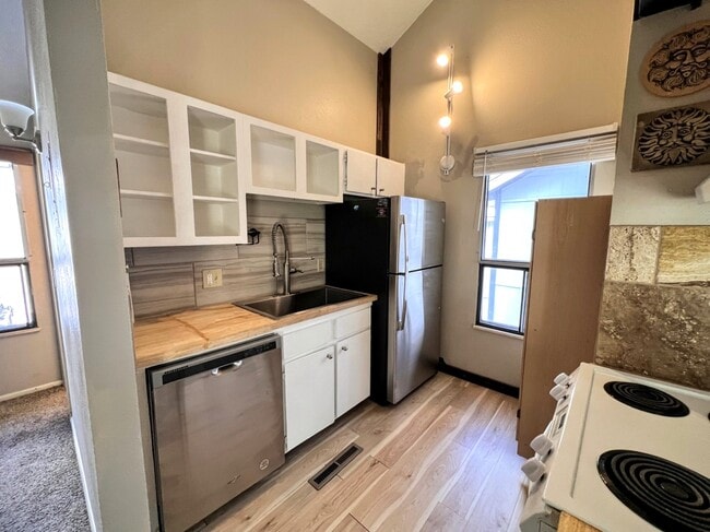 1901 Clear Creek Dr in Georgetown, CO - Building Photo - Building Photo