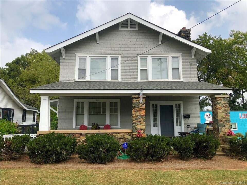 823 Central Ave, Unit #7 in Charlotte, NC - Building Photo