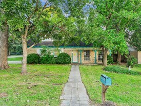 1617 3rd St in League City, TX - Building Photo