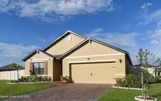 3782 Coachman Ln SE in Palm Bay, FL - Building Photo
