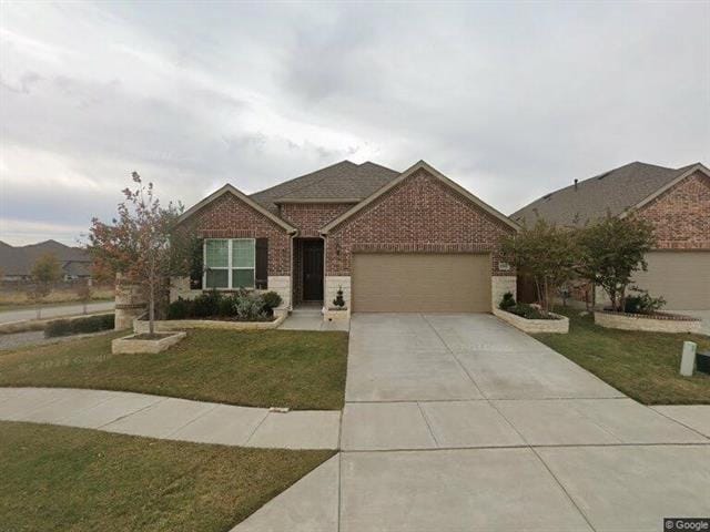 property at 2501 Temple Dr