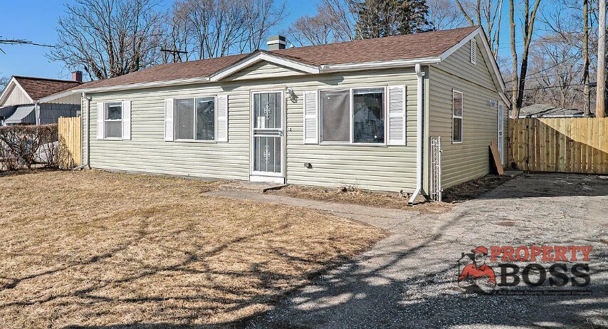 4216 W 19th Plaza in Gary, IN - Building Photo