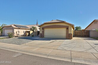 11231 W Diana Ave in Peoria, AZ - Building Photo - Building Photo