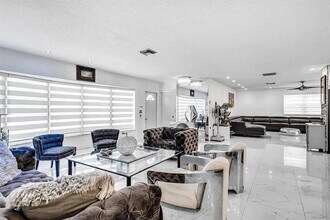 4100 N 36th Ave, Unit 0 in Hollywood, FL - Building Photo - Building Photo