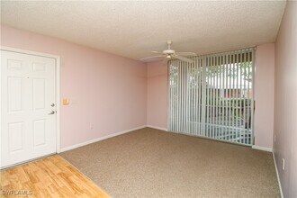 1190 Wildwood Lakes Blvd in Naples, FL - Foto de edificio - Building Photo