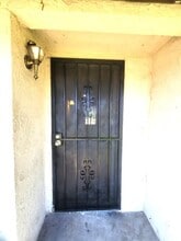 25398 Eureka St E in San Bernardino, CA - Building Photo - Building Photo