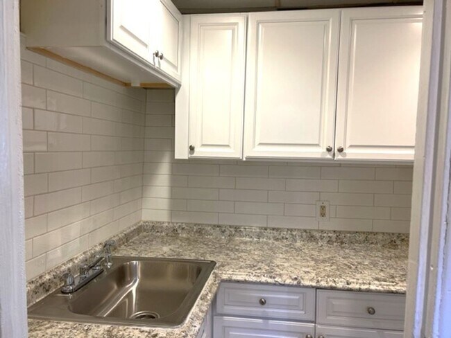 property at 805-807 Main St