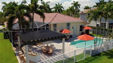 1714 Victoria Pointe Cir in Weston, FL - Building Photo - Building Photo