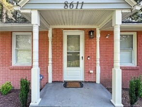 8611 Richmond Rd in Toano, VA - Building Photo - Building Photo