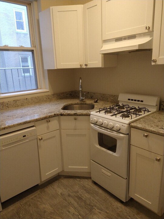 1189 Commonwealth Ave in Boston, MA - Building Photo
