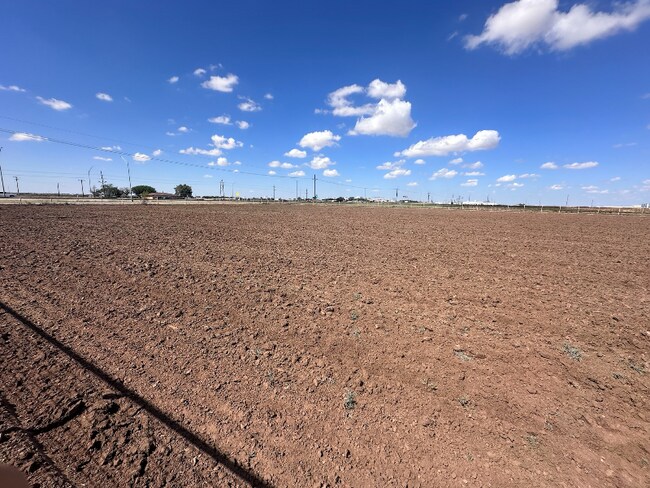 9506 N Interstate 27 in Lubbock, TX - Building Photo - Building Photo