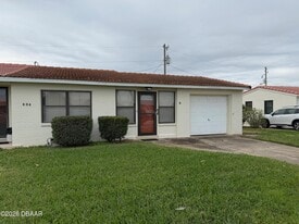 604 Robin Rd in Ormond Beach, FL - Building Photo