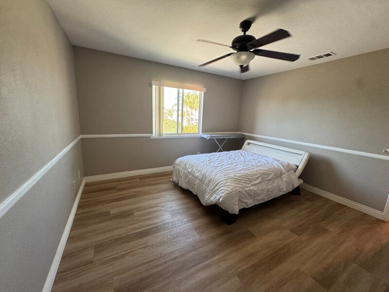 13895 Peach Grove Ln in Corona, CA - Building Photo