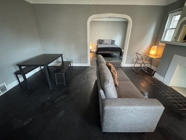 17150 Santa Rosa Dr in Detroit, MI - Building Photo - Building Photo