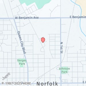 904 Riverfront Rd in Norfolk, NE - Building Photo