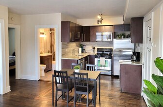 4136 W Palmer St in Chicago, IL - Building Photo - Building Photo