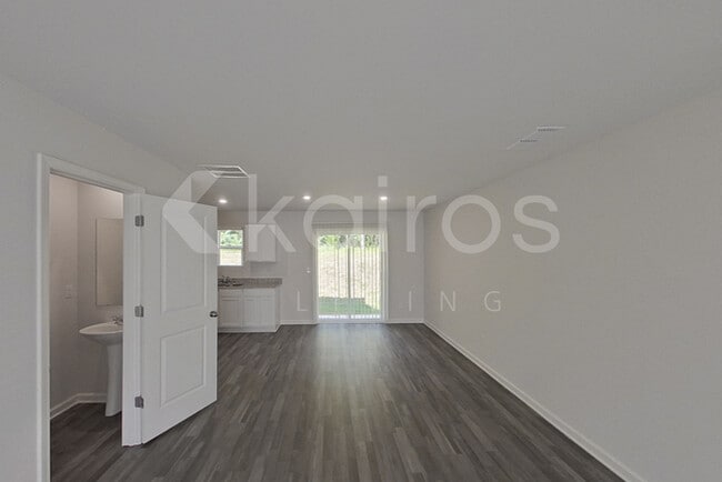 233 Topaz Ln in Macon, GA - Foto de edificio - Building Photo