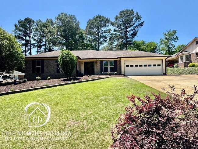 property at 5936 Manassas Dr