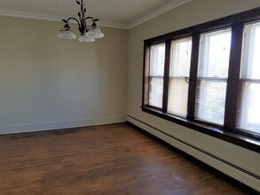 506 N Cuyler Ave, Unit 2R in Oak Park, IL - Building Photo - Building Photo