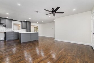 608 Windom St in Farmersville, TX - Foto de edificio - Building Photo