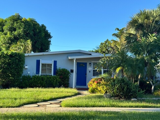 property at 919 Laurel Dr