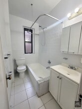 BROADWAY, Unit 1F in New York, NY - Building Photo - Building Photo