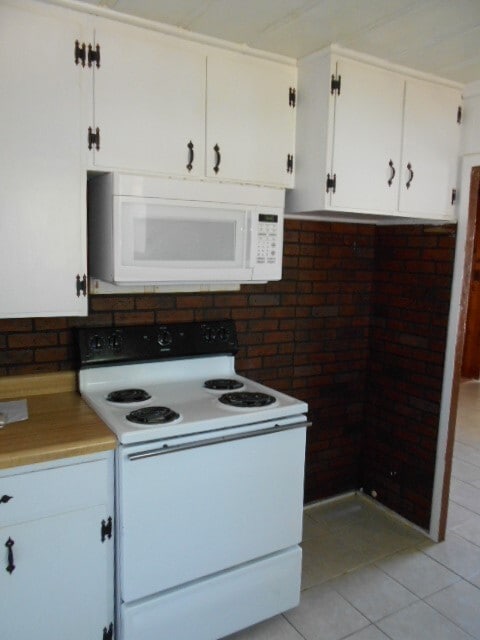 1929 Cascade Blvd in Shasta Lake, CA - Building Photo - Building Photo