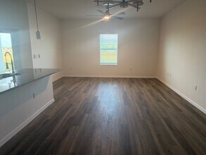 16105 Badalona Dr in Punta Gorda, FL - Foto de edificio - Building Photo