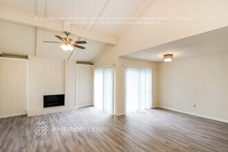 2424 Via Barcelona in Carrollton, TX - Building Photo - Building Photo