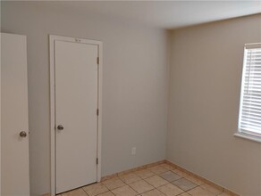 607 SE 10th St in Bentonville, AR - Building Photo - Building Photo