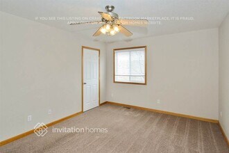 2590 Fairplay Way in Aurora, CO - Building Photo - Building Photo