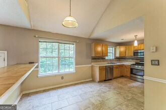 2945 Highland Hill Pkwy in Douglasville, GA - Building Photo - Building Photo