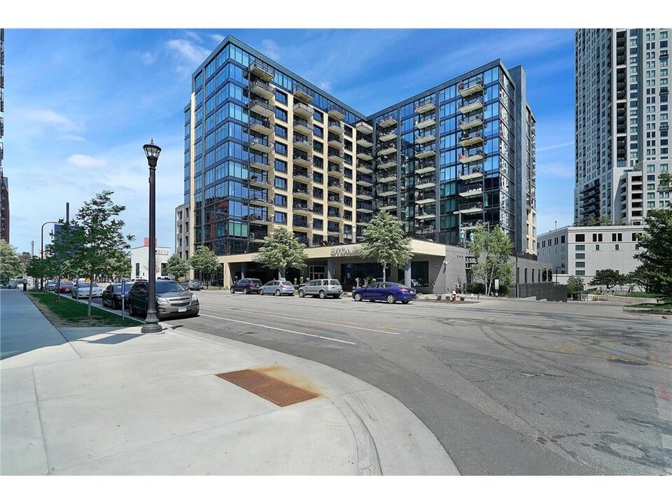 1120 S 2nd St in Minneapolis, MN - Building Photo