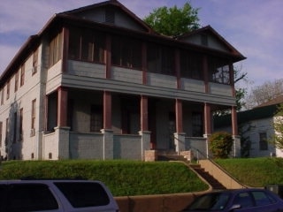 1326 Grove St in Vicksburg, MS - Foto de edificio