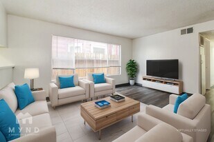 715 19th St in Sacramento, CA - Building Photo