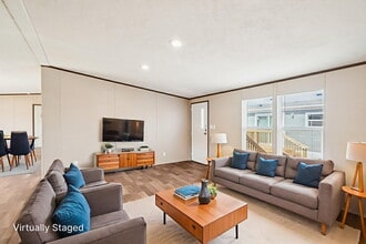 Fannin Meadows in Tyler, TX - Building Photo - Building Photo