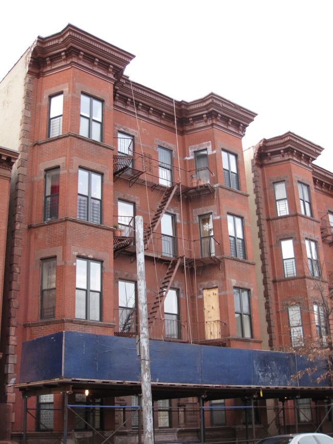 32 McDonough St in Brooklyn, NY - Building Photo - Building Photo