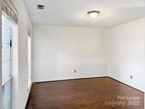 8509 Golf Ridge Dr in Charlotte, NC - Building Photo - Building Photo