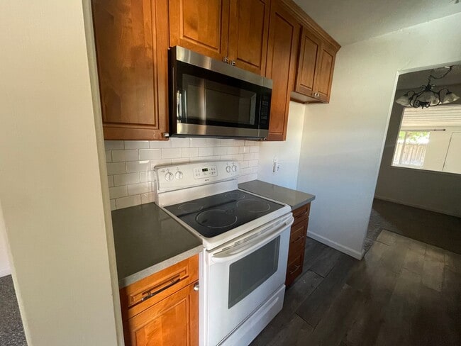 5019 Gladys Ct in Carmichael, CA - Building Photo - Building Photo