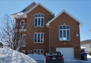 2 Du Crépuscule St in Gatineau, QC - Building Photo - Building Photo