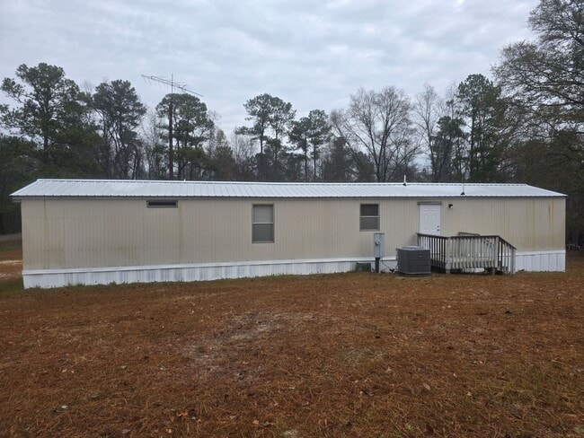 885 Temple Rd in Bunnlevel, NC - Building Photo - Building Photo