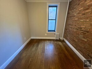 Avenue A in New York, NY - Building Photo - Building Photo
