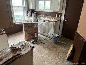 510 Prospect St in Torrington, CT - Building Photo - Building Photo